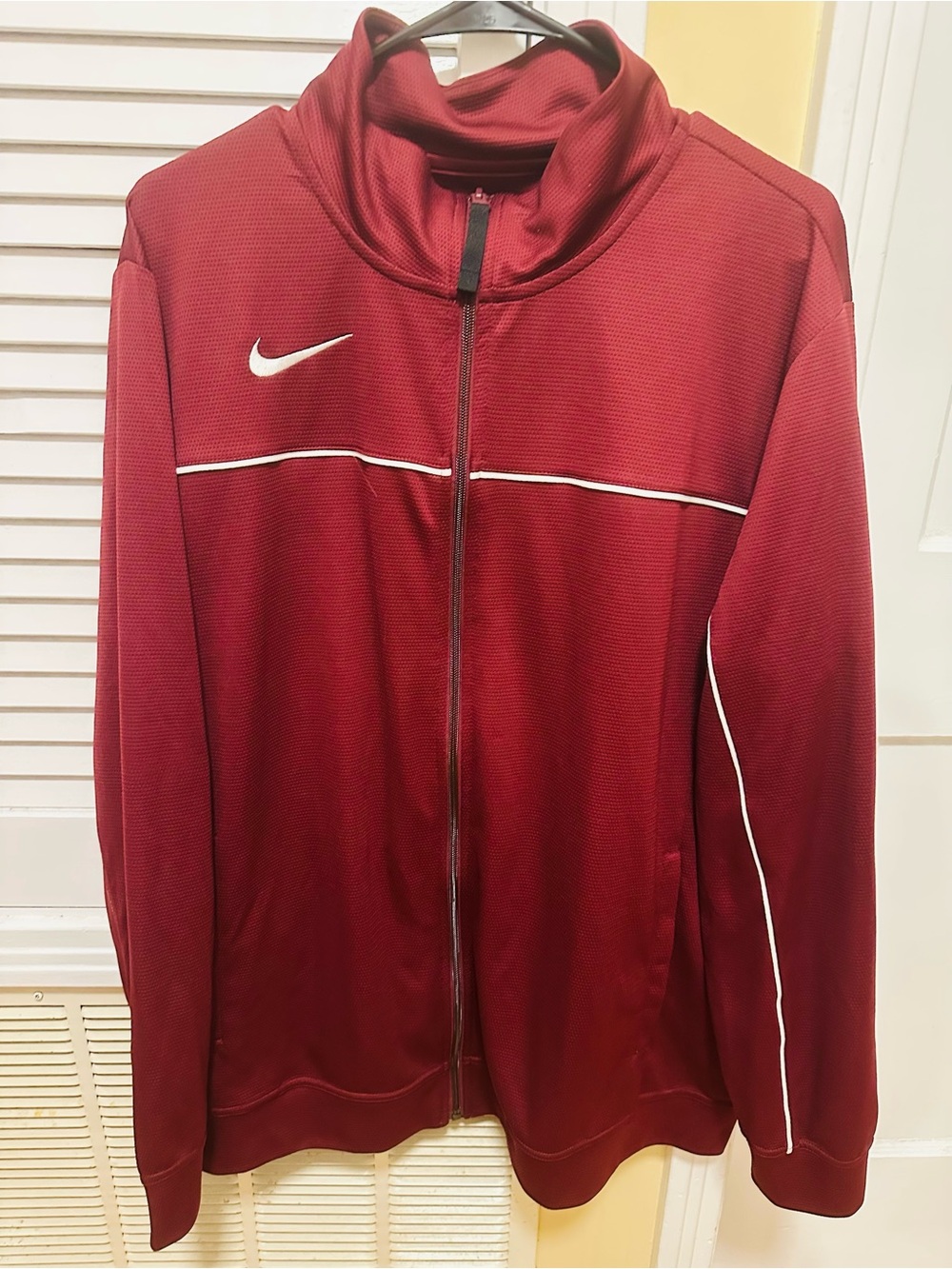 Nike Men's Maroon Full-Zip Performance Jacket with White Piping